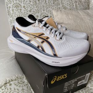 Womens Gel Kayano 30th Anniversary ASICS White/Deep Ocean